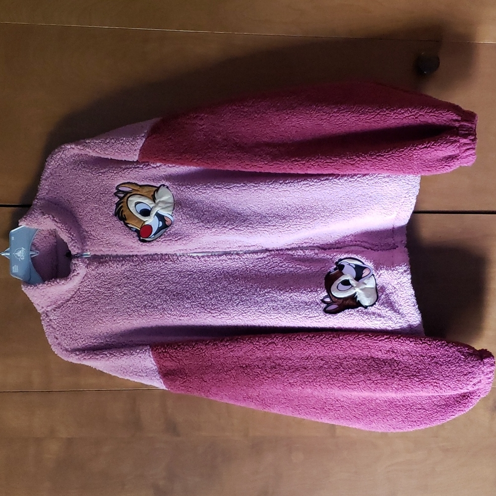 Disney's Chip and Dale zip up fleece jacket. Size 2XL. Has pockets on each side.